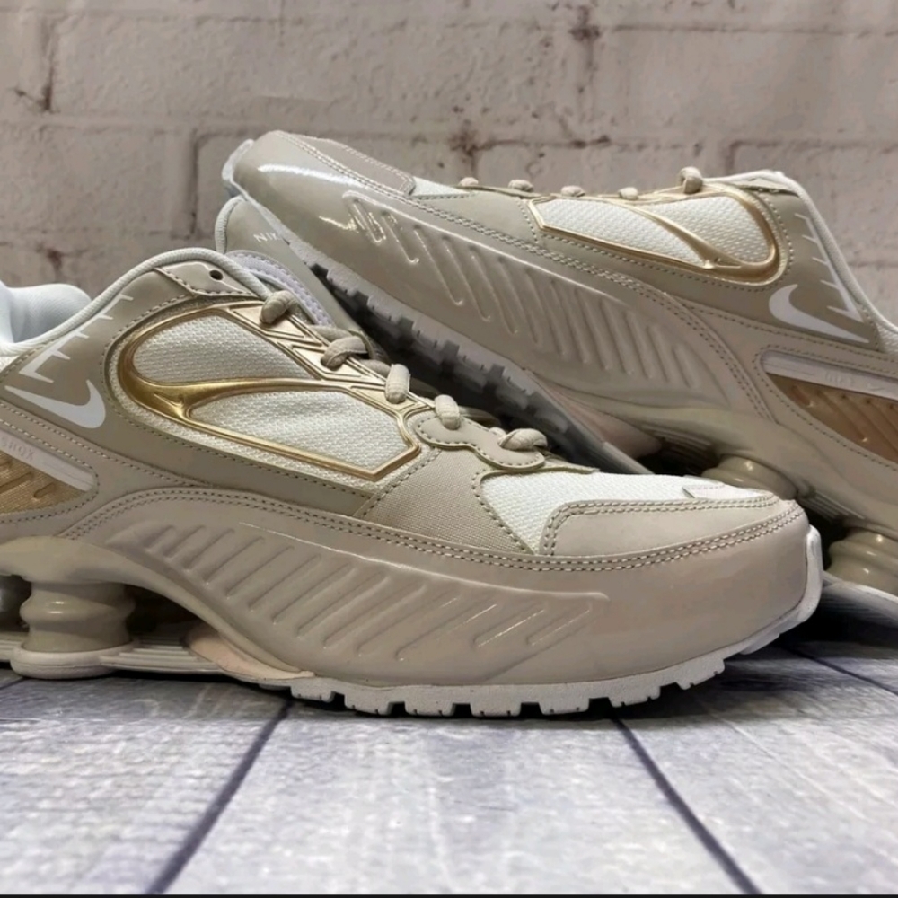 NEW! Womens Nike Shox Enigma